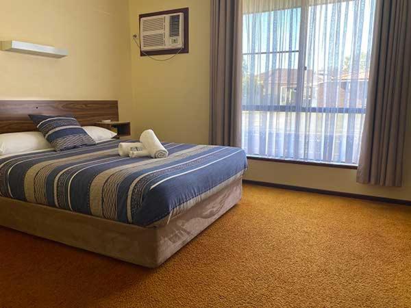 Donnybrook Motel Εξωτερικό φωτογραφία