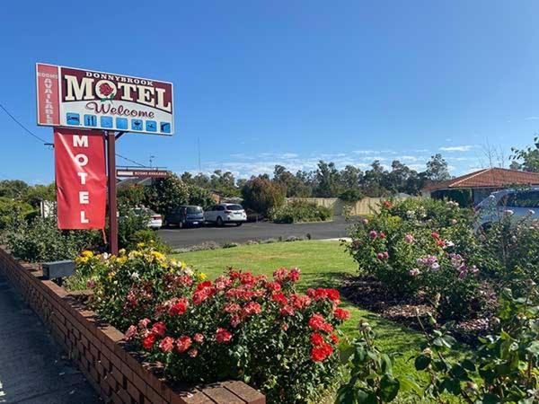 Donnybrook Motel Εξωτερικό φωτογραφία